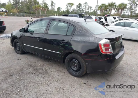 2011 Nissan Sentra 2.0S z USA, uszkodzony, nr VIN 3N1AB6AP9BL628516